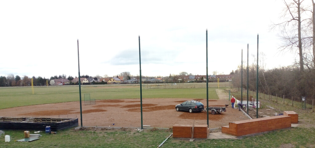 Brigáda 25.3.2023 | Betonováno obrubníků softball