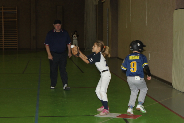 WW Indoor cup 2014 U11 | Zůza | foro Matěj
