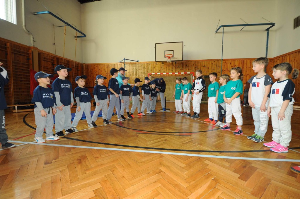 WW Indoor cup U8  prosinec 2016 | Baryby a Wejni | foto P. 