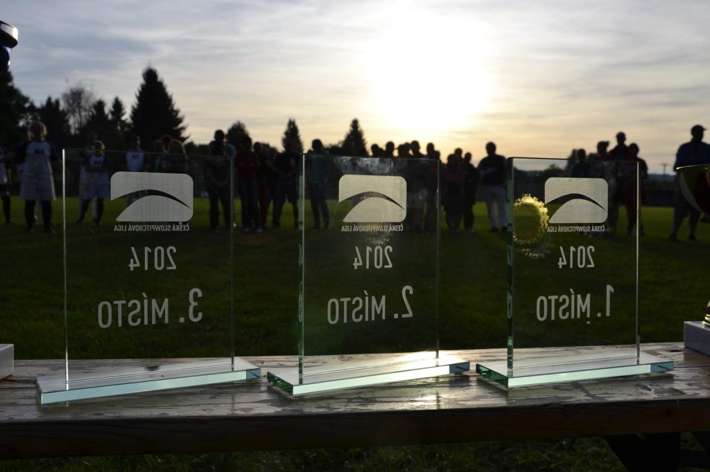 Zavírák 2014 | trofeje | foto Nikolas